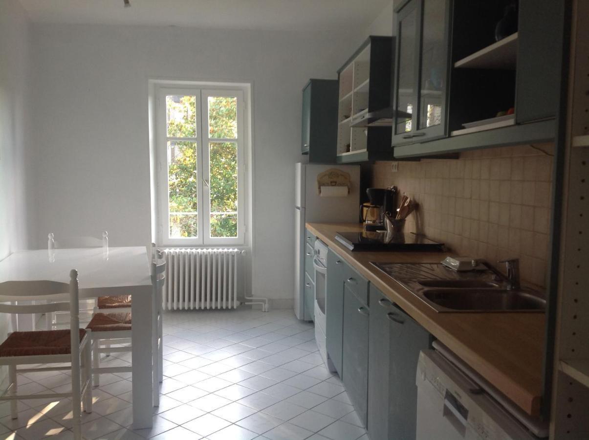 Appartement En Centre Ville Nevers Exterior foto